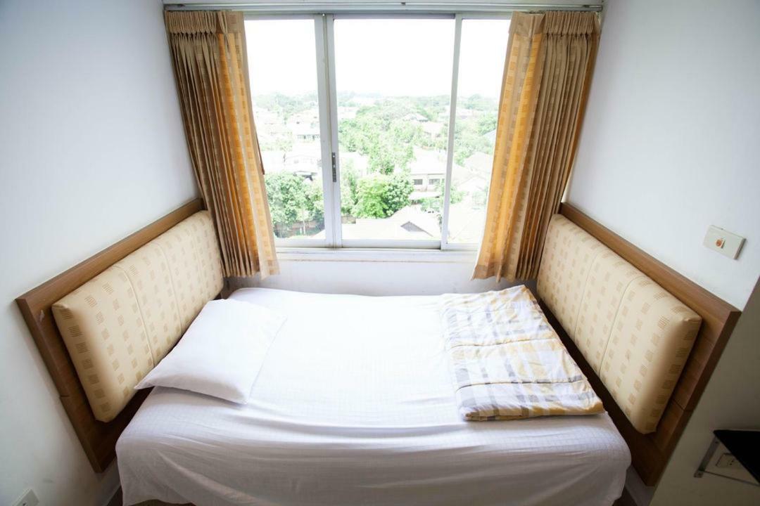 Galare Thong Tower Lejlighedshotel Chiang Mai Eksteriør billede
