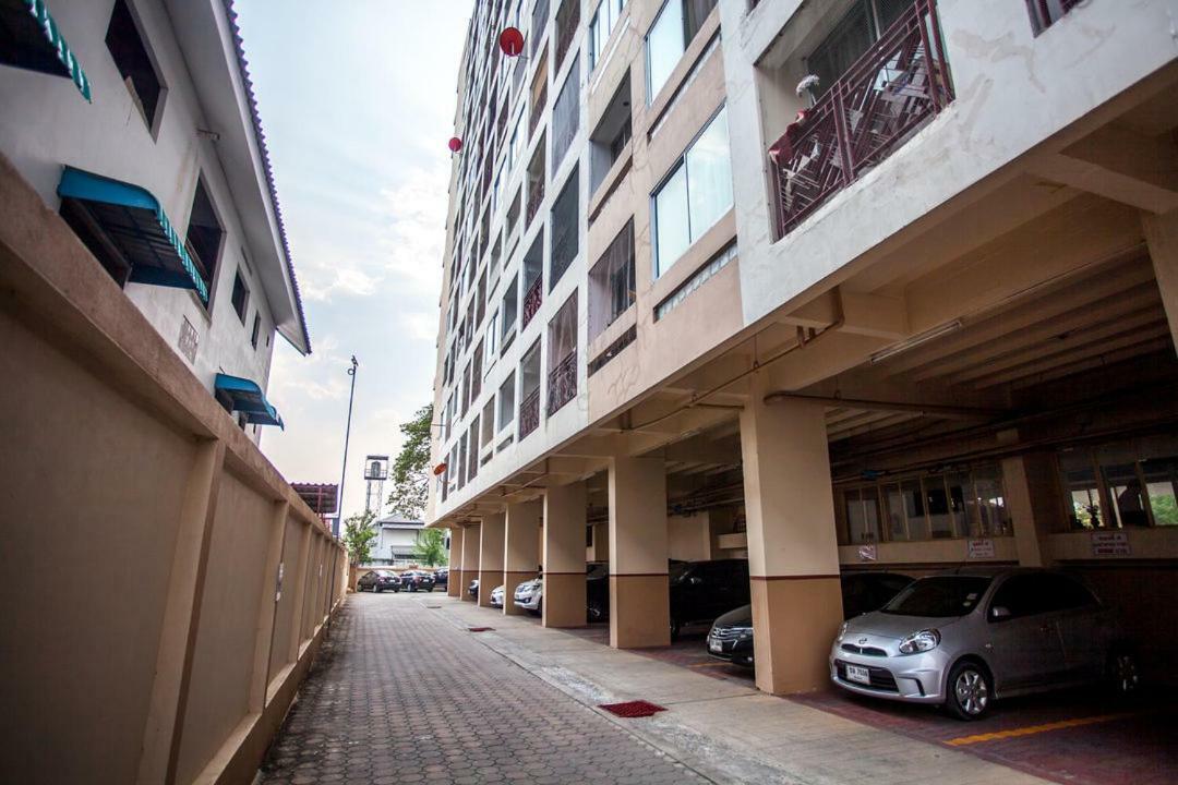 Galare Thong Tower Lejlighedshotel Chiang Mai Eksteriør billede