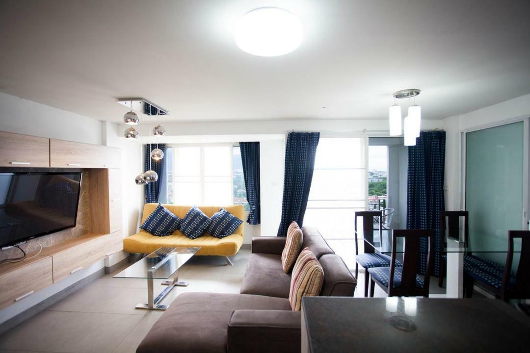 Galare Thong Tower Lejlighedshotel Chiang Mai Eksteriør billede