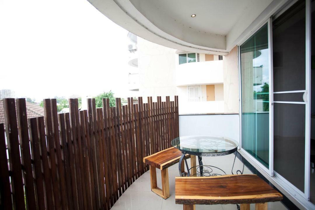 Galare Thong Tower Lejlighedshotel Chiang Mai Eksteriør billede
